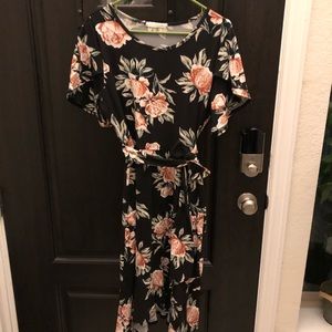 Pink Blush Maternity dress black floral plus